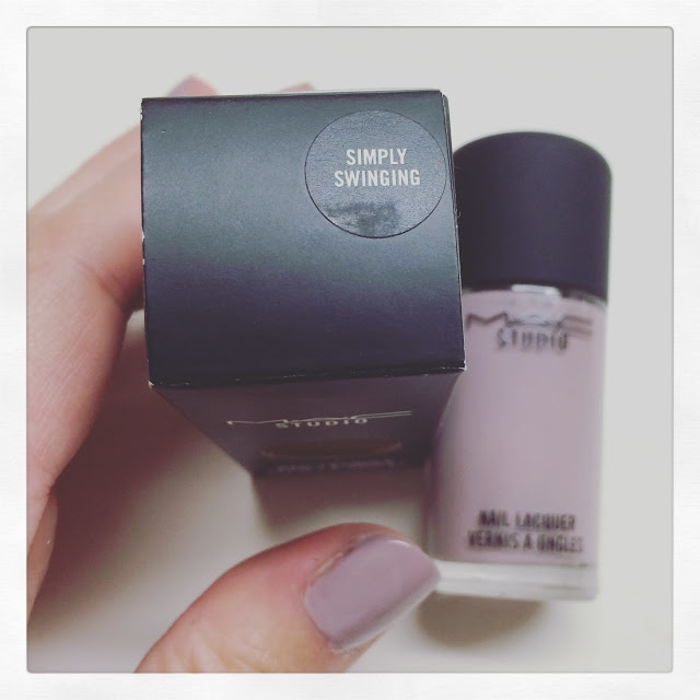  MAC Nail Lacquer Simply Swinging